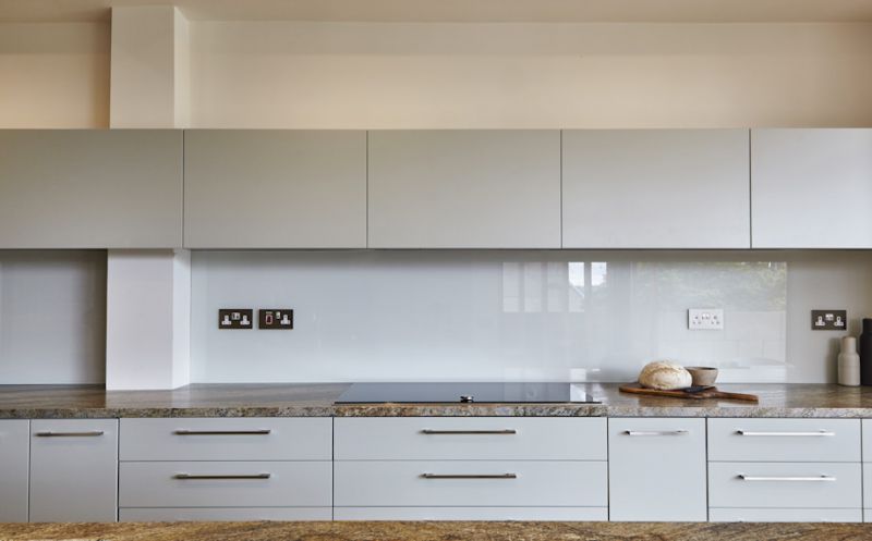 CaSA-7 Junction Rd-Bath-kitchen-017-LAND.JPG
